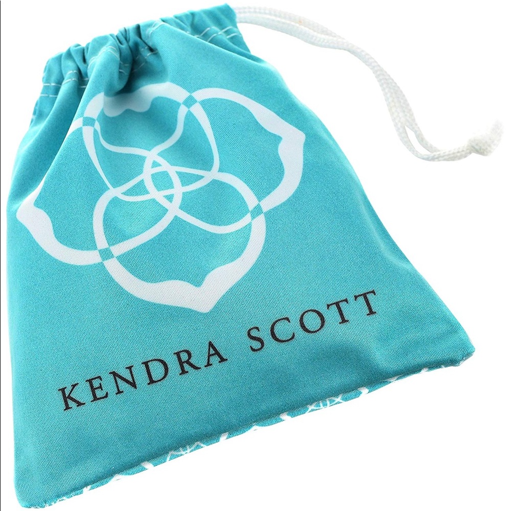 Kendra Scott jewelry pouch/cleansing cloth